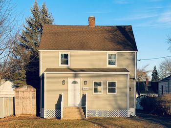 2672 Broadbridge Avenue