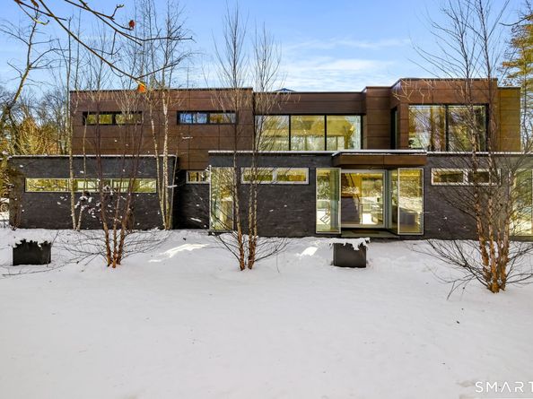 58 Lambert Road, New Canaan CT 06840