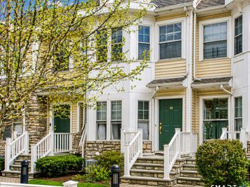 39 Maple Tree Avenue