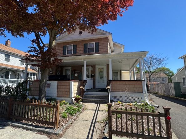 15 Montgomery Street, Danbury CT 06810