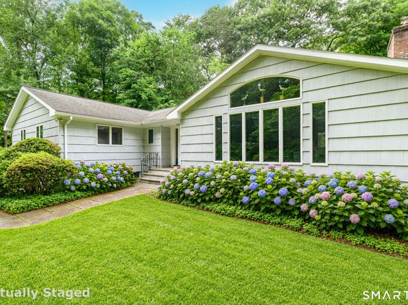 80 Wake Robin Lane, Stamford CT 06903