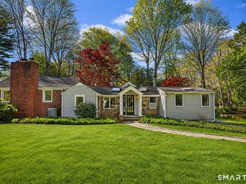 815 Valley Road