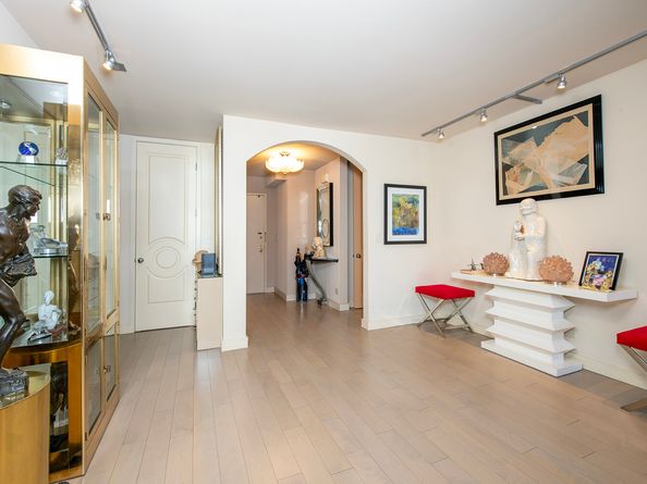 40 East 80th Street 15A, New York NY 10075