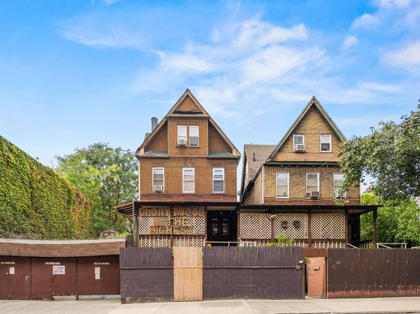 354 East 193rd Street, Bronx NY 10458