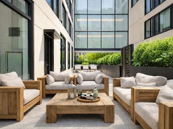 450 Washington Street