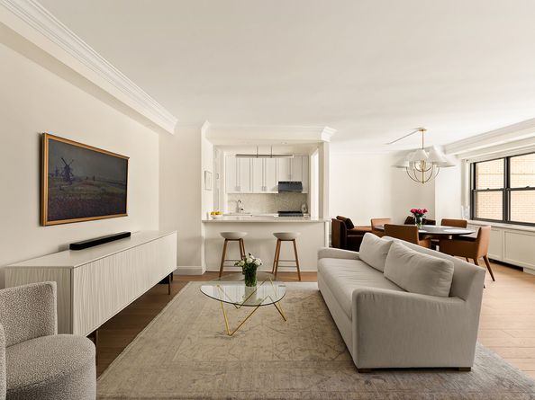 400 East 56th Street 11O, New York NY 10022