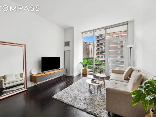 300 East 23rd Street 5B, New York NY 10010