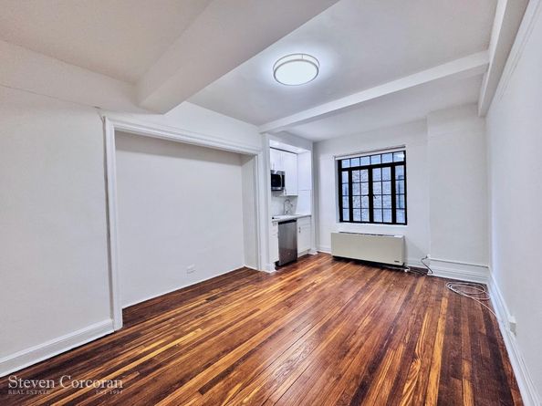 5 Tudor City Place 1510, New York NY 10017