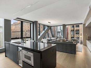 121 East 22nd Street