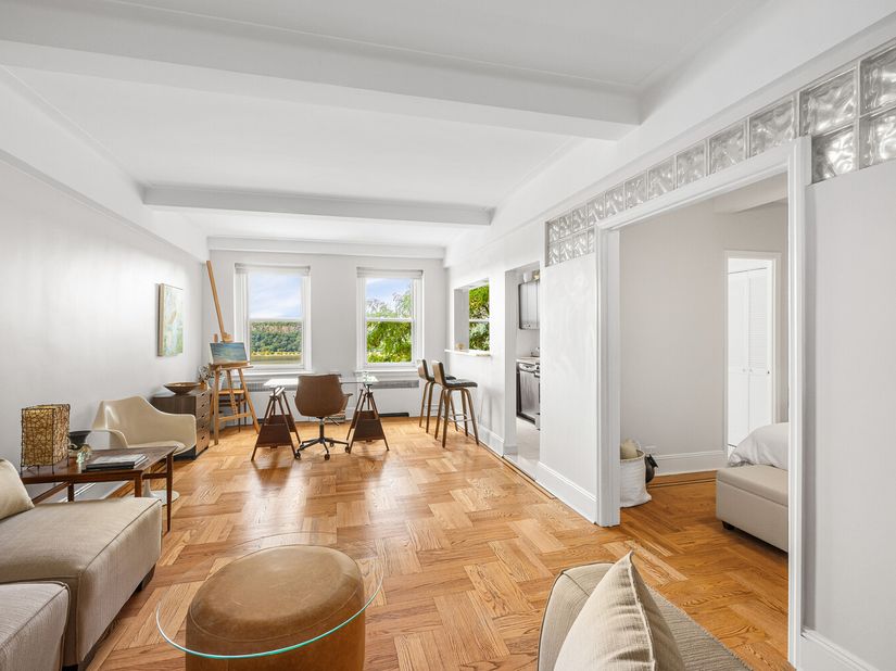 250 Cabrini Boulevard 2J, New York NY 10033