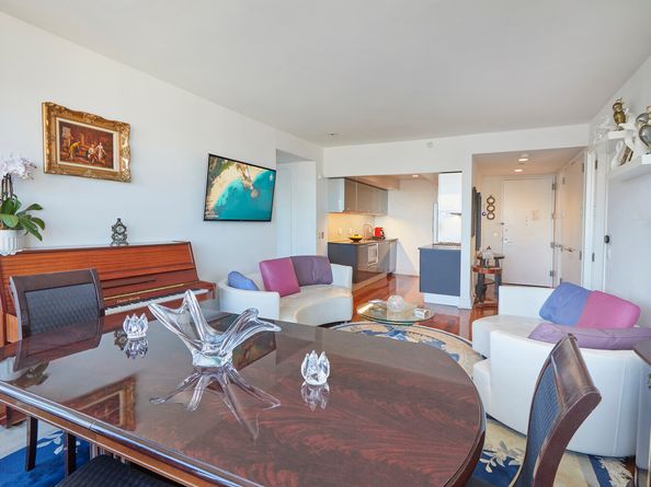 350 West 42nd Street 48C, New York NY 10036