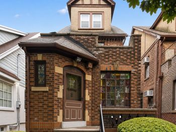 1216 East 28th Street