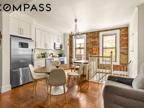 24-65 38th Street A4, Queens NY 11103