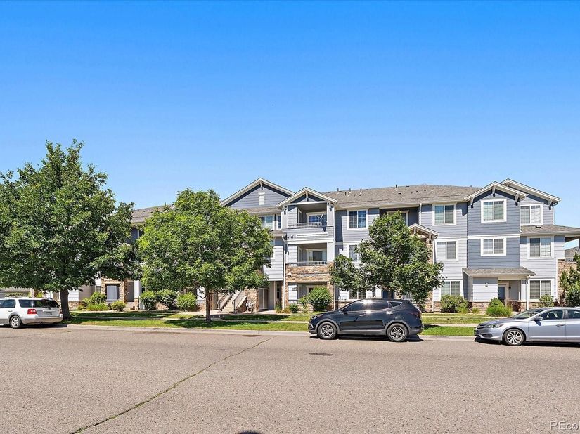 5255 Memphis Street 202, Denver CO 80239