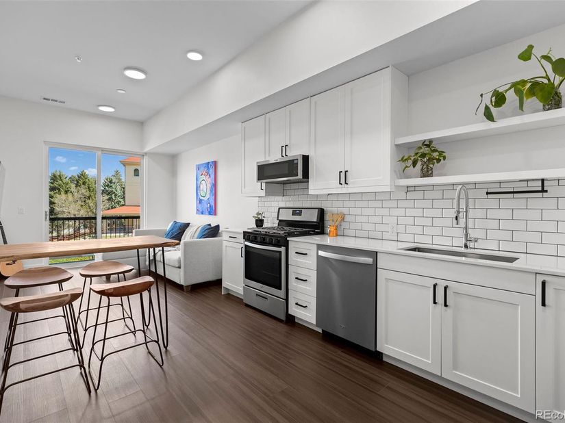2876 W 53rd Avenue 118, Denver CO 80221