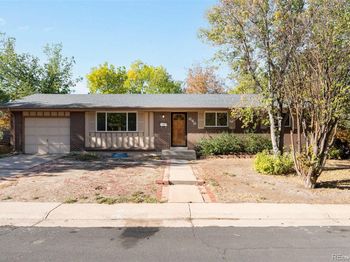 646 W Easter Place