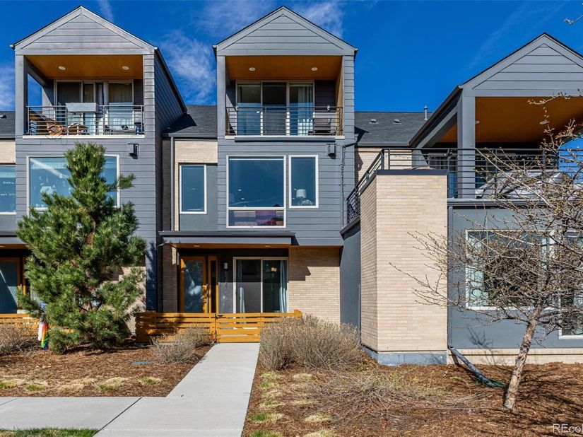 6984 E 1 st Avenue, Denver CO 80230