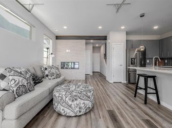 4045 S Teller Street