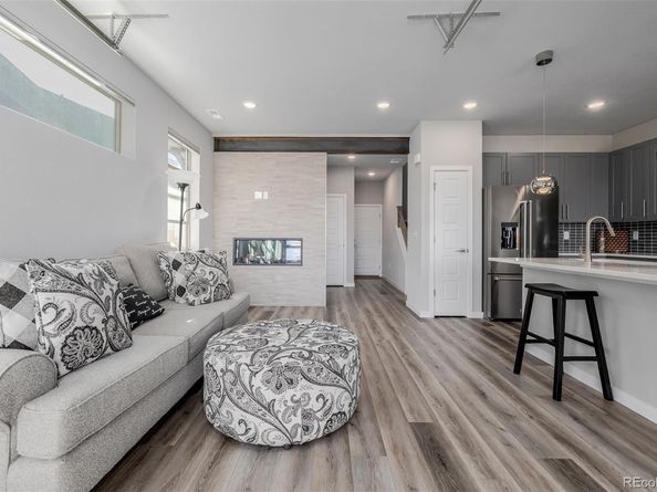 4045 S Teller Street, Lakewood CO 80235