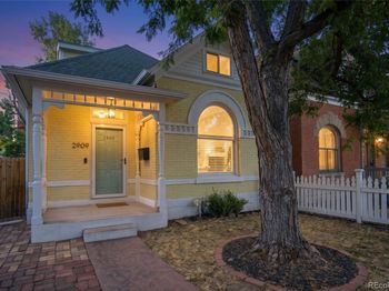 2909 Glenarm Place