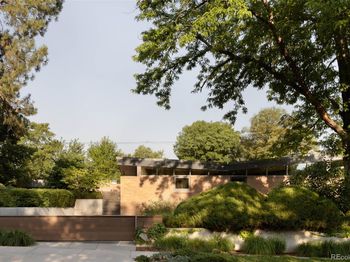 101 S Humboldt Street