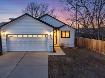 2705 S Delaware Street