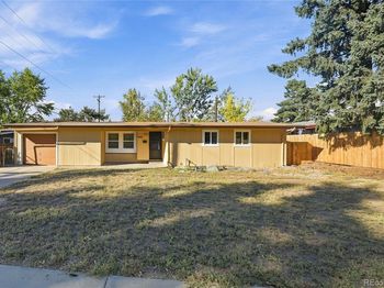 1631 W Prentice Avenue
