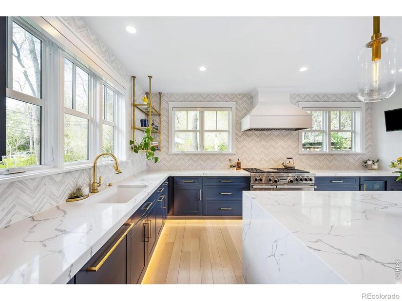 497 Kalmia Avenue, Boulder CO 80304
