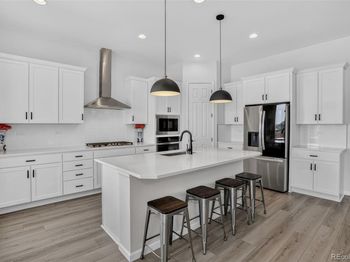 5234 Queen Court