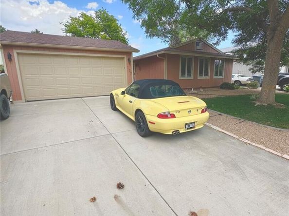 1057 Ponderosa Circle, Longmont CO 80504