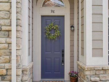 4271 S Blackhawk Circle