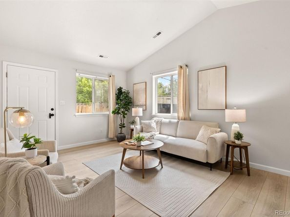 879 S Newton Street, Denver CO 80219