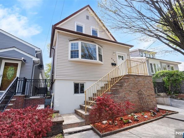 774 8th Street, Secaucus NJ 07094
