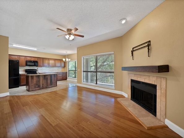 7340  Skillman Street  1106, Dallas Texas 75231