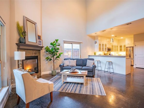 4613  El Campo Avenue , Fort Worth Texas 76107