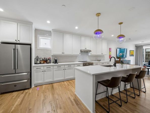7207  Gaston Avenue  903, Dallas Texas 75214