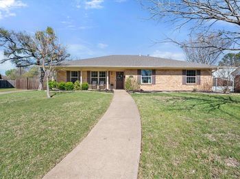 1415  Moss Rose Circle 