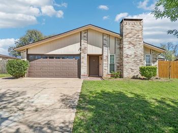 3216  Red Oak Lane 