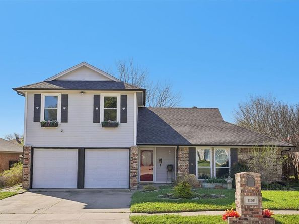 1105  Parkhill Avenue , Saginaw Texas 76179