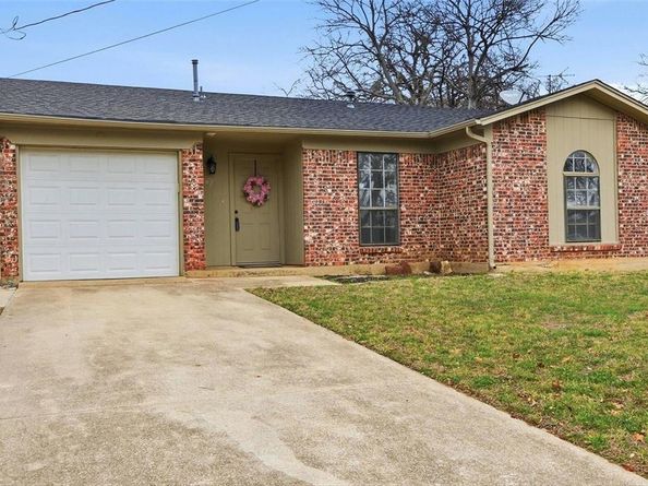 629  Chambers Street , Denton Texas 76205