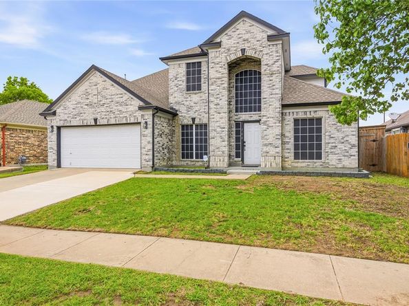 709  Gentry Drive , Arlington Texas 76018