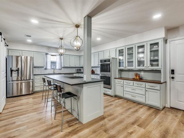 4302  Kingswick Drive , Arlington Texas 76016