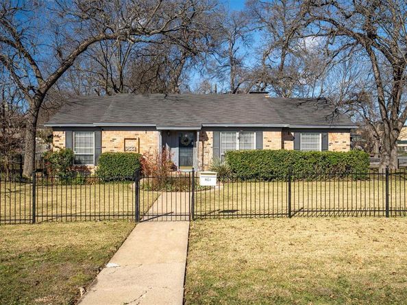 9551 E Lake Highlands Drive , Dallas Texas 75218