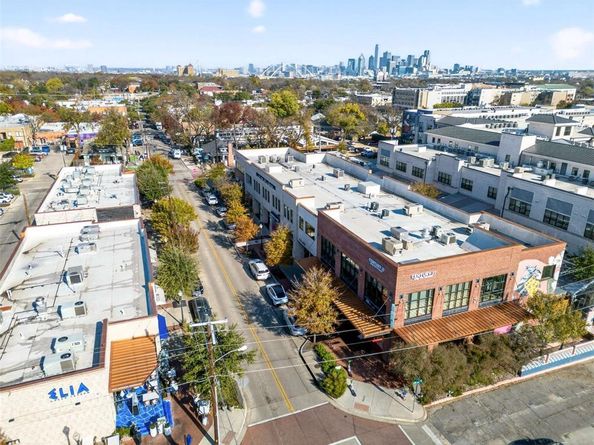 435 W 9th Street , Dallas Texas 75208