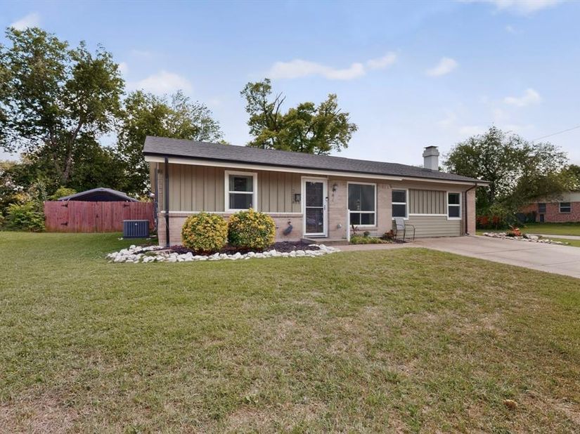 2238  Sussex Drive , Garland Texas 75041