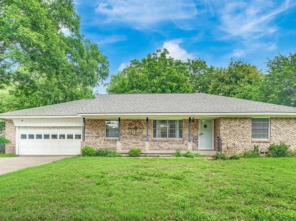 617  Ranier Circle , Garland Texas 75041