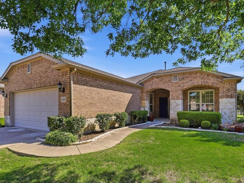6008  Eagle Point Lane , Frisco Texas 75036