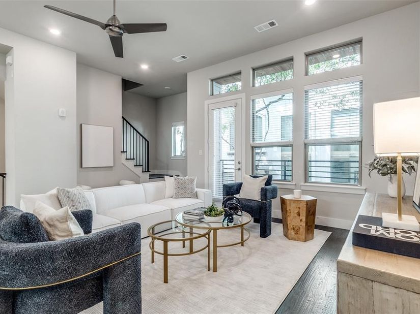 3170  Carmel Street  103, Dallas Texas 75204