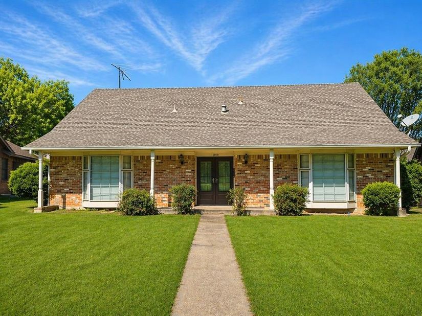 2019  Dancliff Drive , Dallas Texas 75224
