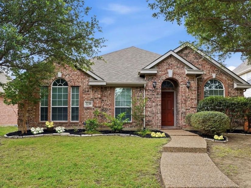 2239  Maserati Drive , Frisco Texas 75033